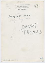 Danny Thomas und Marlene Dietrich auf der improvisierten Bühne, Truppenbetreuung (Neapel, Mai 1944) (repository title)
