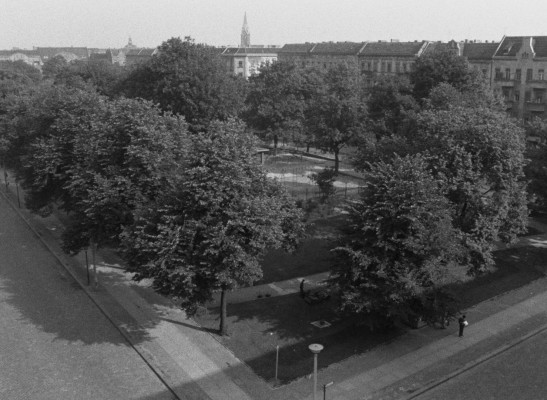 Szenenphoto: Spielplatz, Deutsche Demokratische Republik (DDR) 1965. Spielplatz © DEFA-Stiftung, Christian Lehmann