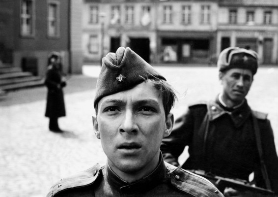 Szenenphoto: Ich war neunzehn, Deutsche Demokratische Republik (DDR) 1967. Ich war neunzehn © DEFA-Stiftung, Werner Bergmann, Wolfgang Ebert, Bernd Sperberg