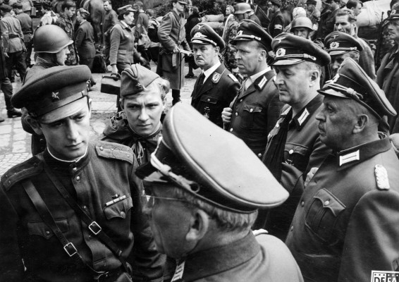 Szenenphoto: Ich war neunzehn, Deutsche Demokratische Republik (DDR) 1967. Ich war neunzehn © DEFA-Stiftung, Werner Bergmann, Wolfgang Ebert, Bernd Sperberg