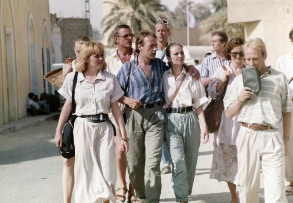 Szenenphoto: Rückkehr aus der Wüste, Algerien, Deutsche Demokratische Republik (DDR) 1989. Rückkehr aus der Wüste © DEFA-Stiftung, Heinz Pufahl