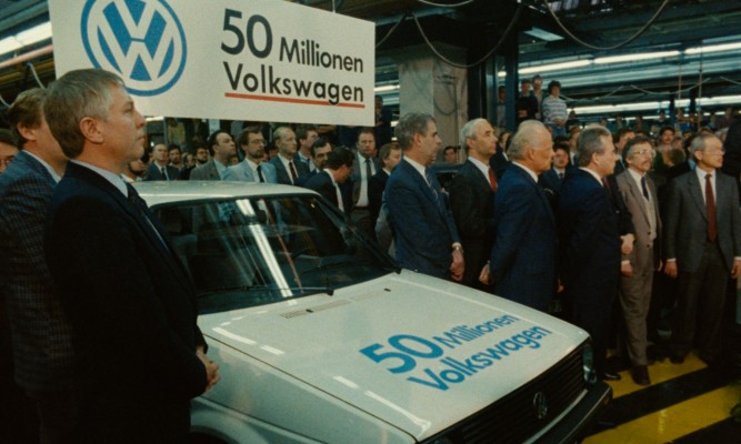 Szenenphoto: Der VW Komplex, Bundesrepublik Deutschland (BRD) 1989.  Alle Rechte vorbehalten