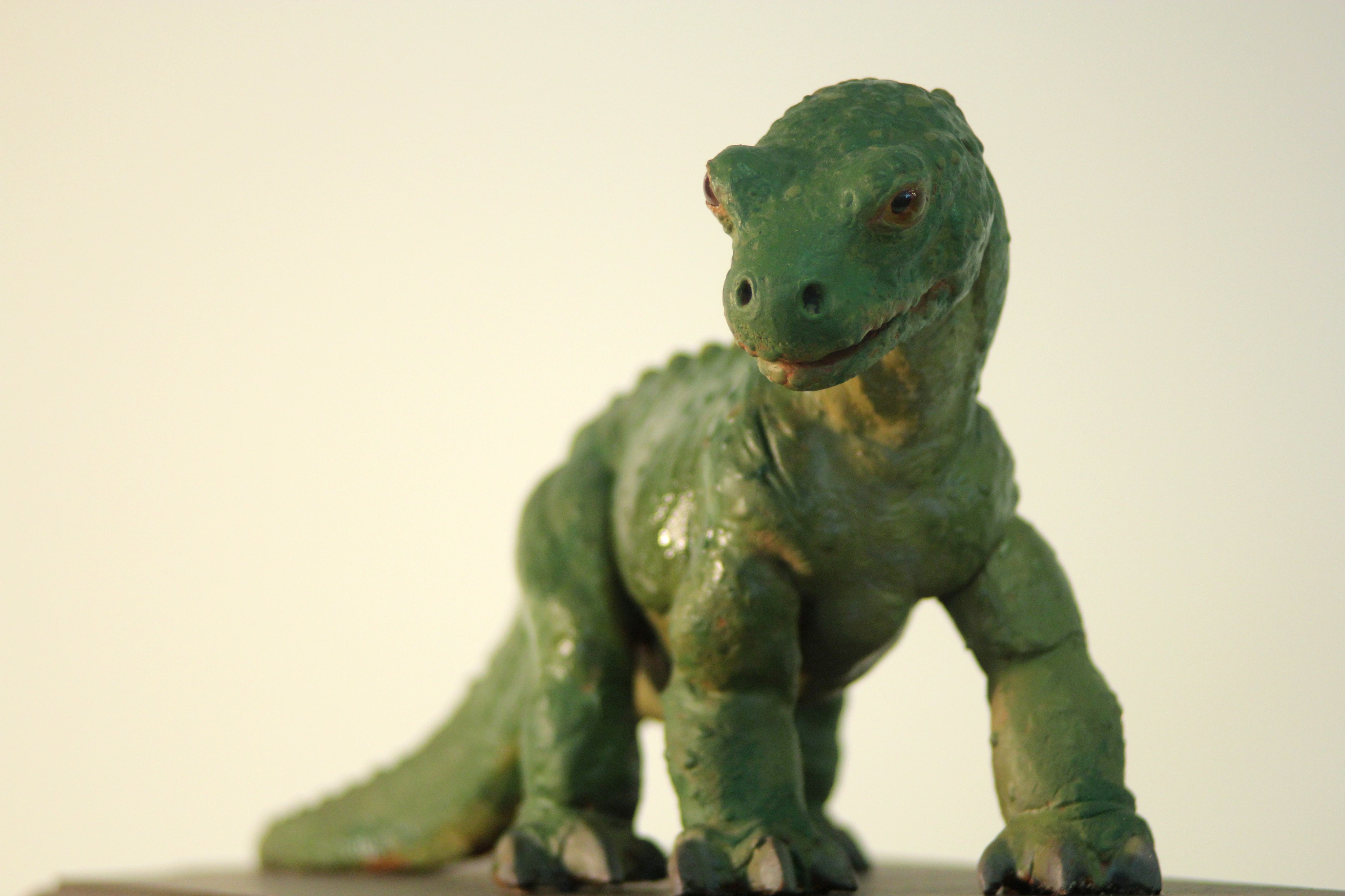 Figurenentwurf eines Baby-Dinosauriers aus dem Film When Dinosaurs Ruled the Earth (Vereinigtes Königreich 1979, Regie: Val Gues)