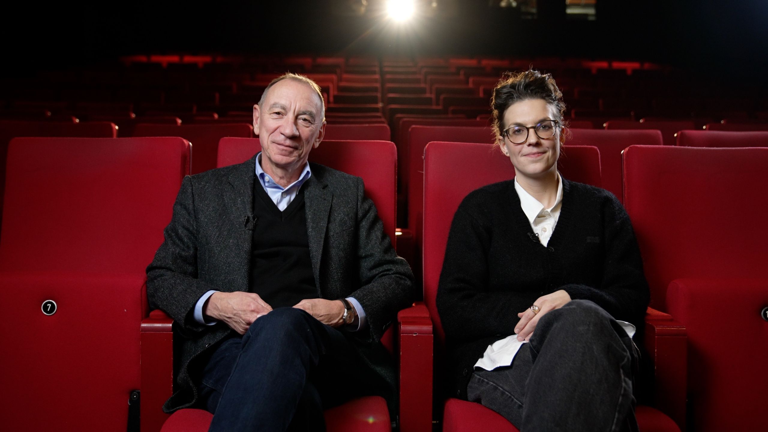 Rainer Rother und Annika Haupts im Kinosaal.